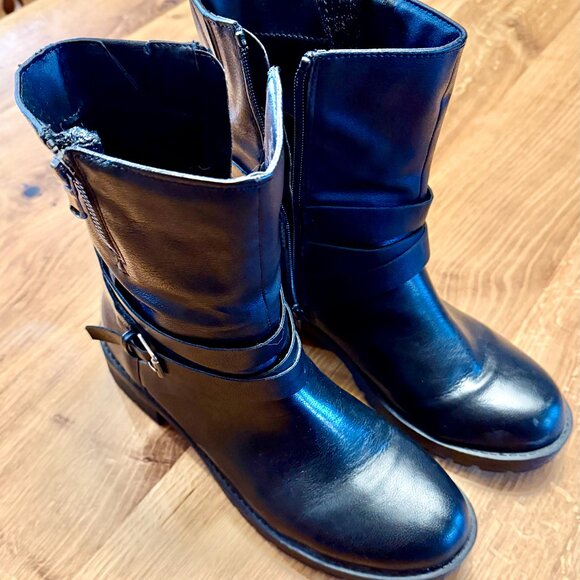 SUN + STONE Stellaa Moto Booties, size 9.5 M, Black, Ankle Boots - Picture 7 of 9